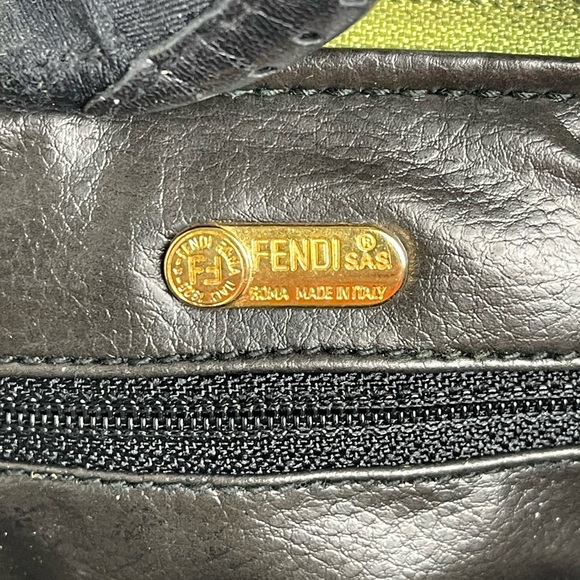 Vintage RARE Fendi Ombré Green and Yellow Canvass with Gold Chain Strap - Picture 12 of 15